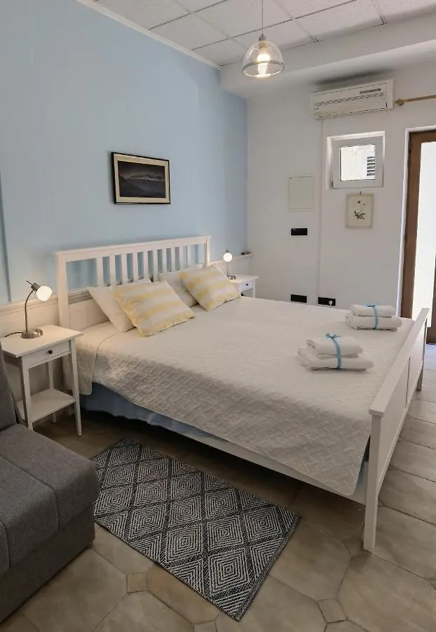 Rio B&B, 5 Stars Superior Room, Near The Sea And Park Novigrad  Croatia